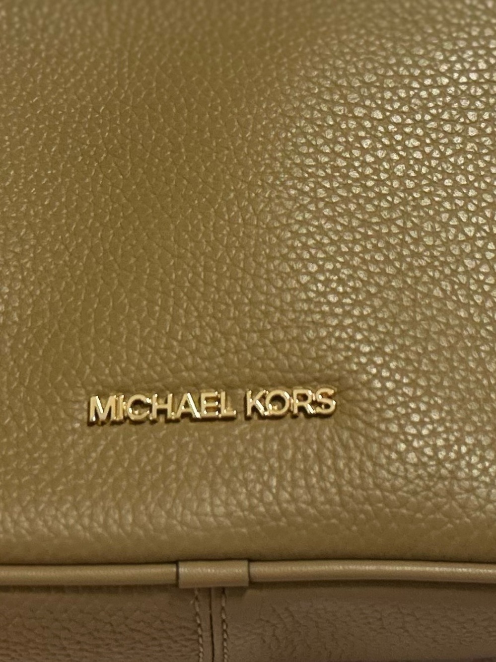 Michael Kors Camel Jet Set Large Pebbled Leather Crossbody Bag - Picture 6 of 8